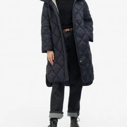 ΑΝΔΡΑΣ BARBOUR ΜΠΟΥΦΑΝ Sandyford Quilt DarkBlue -ΓΥΝΑΙΚΑ ΡΟΥΧΑ ΠΑΝΩΦΟΡΙΑ Εκπτώσεις 3510ABARB3120026 DarkBlue 3